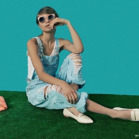 NWT🎈 Carmar LF stores distressed denim overalls - Picture 8 of 8